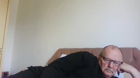 old_fkrr_ online show from May 14, 2026, 8:54 am