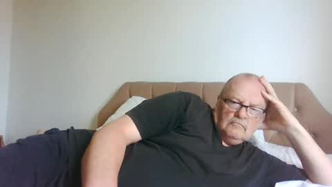 old_fkrr_ online show from June 18, 2026, 7:41 am