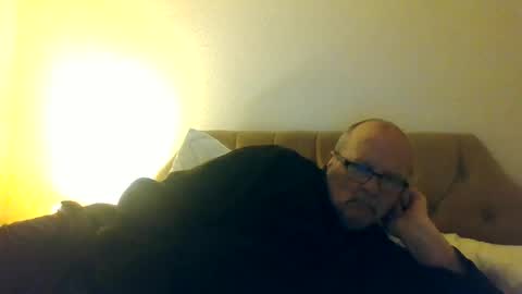 old_fkrr_ online show from June 19, 2026, 2:27 am