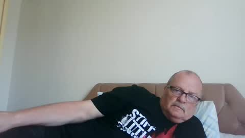 Snapshot of old_fkrr_ chatting on June 26, 2026, 11:03 am old_fkrr_ online show from June 26, 2026, 11:03 am