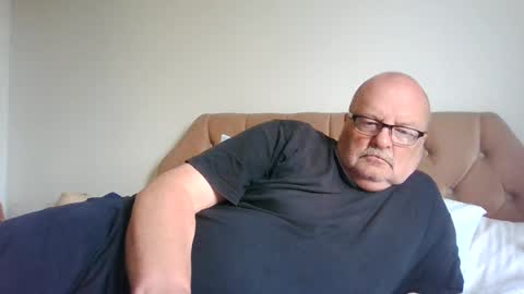 Snapshot of old_fkrr_ chatting on July 8, 2026, 11:15 am old_fkrr_ online show from July 8, 2026, 11:15 am