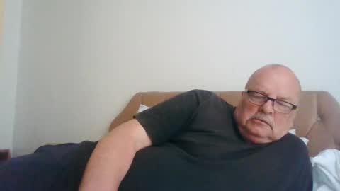 Snapshot of old_fkrr_ chatting on July 12, 2026, 10:06 am old_fkrr_ online show from July 12, 2026, 10:06 am