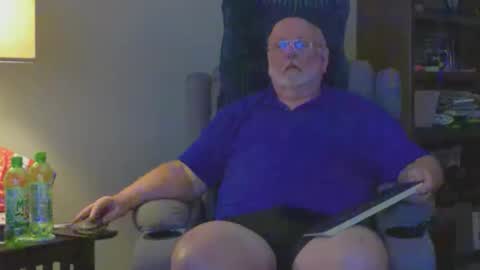 old_guy111 online show from May 14, 2026, 2:40 am