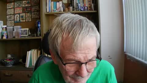 old_javacoder online show from June 12, 2026, 10:47 am