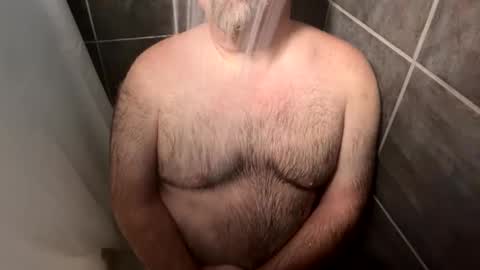 oldbones2 online show from September 15, 2025, 1:05 am