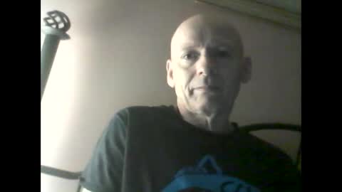 oldbuthorny62 online show from January 7, 2025, 10:43 am