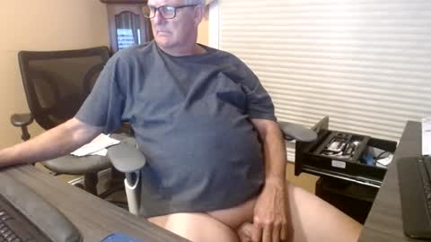 Snapshot of olderandwiser chatting on July 12, 2026, 3:41 am Older and Wiser online show from July 12, 2026, 3:41 am
