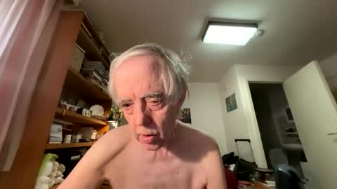 olderviewer online show from May 30, 2026, 10:45 am