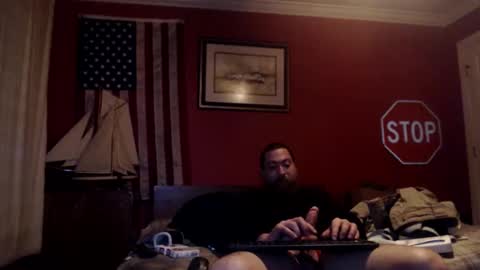 Snapshot of oldfuckus chatting on December 3, 2025, 3:36 am oldfuckus online show from December 3, 2025, 3:36 am