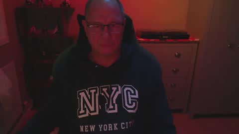 Snapshot of oldveteranuk chatting on November 29, 2025, 7:11 am oldveteranuk online show from November 29, 2025, 7:11 am