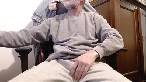 Snapshot of oldwolfman chatting on January 16, 2025, 10:21 am oldwolfman online show from January 16, 2025, 10:21 am
