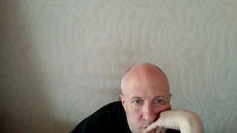 figaro online show from April 2, 2026, 8:01 am