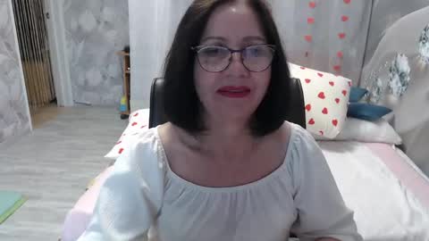 Snapshot of olgahottie chatting on June 6, 2026, 11:42 pm OlgaHottie online show from June 6, 2026, 11:42 pm