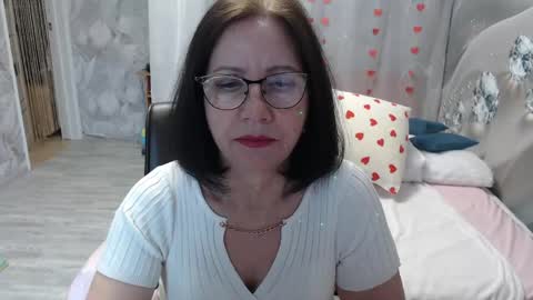 Snapshot of olgahottie chatting on June 8, 2026, 11:27 pm OlgaHottie online show from June 8, 2026, 11:27 pm