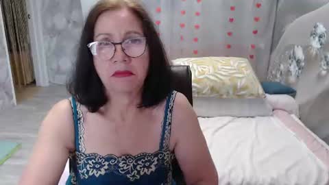 Snapshot of olgahottie chatting on July 7, 2026, 12:24 am OlgaHottie online show from July 7, 2026, 12:24 am