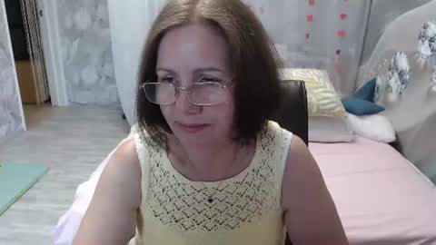 Snapshot of olgahottie chatting on July 27, 2026, 12:17 am OlgaHottie online show from July 27, 2026, 12:17 am