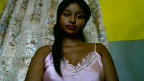 Snapshot of olinah610 chatting on February 20, 2026, 8:20 pm olinah610 online show from February 20, 2026, 8:20 pm