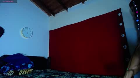 Oliver and MeganIndependent online show from November 9, 2025, 8:01 am