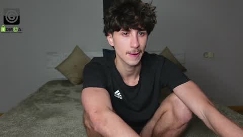 Oliver  Kaen online show from December 6, 2024, 3:44 pm