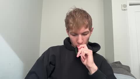 Snapshot of oliver_beck chatting on February 13, 2025, 4:39 pm Oliver Beck online show from February 13, 2025, 4:39 pm