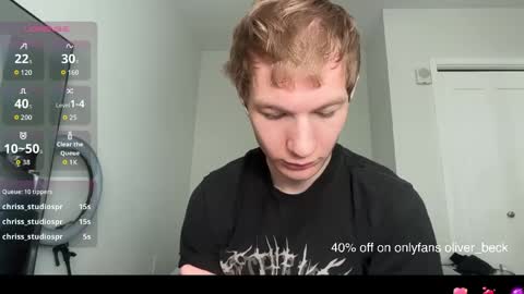 Snapshot of oliver_beck chatting on May 7, 2026, 7:19 pm Oliver Beck online show from May 7, 2026, 7:19 pm