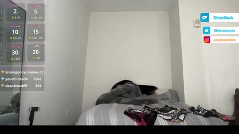 Snapshot of oliver_beck chatting on May 30, 2026, 7:44 pm Oliver Beck online show from May 30, 2026, 7:44 pm