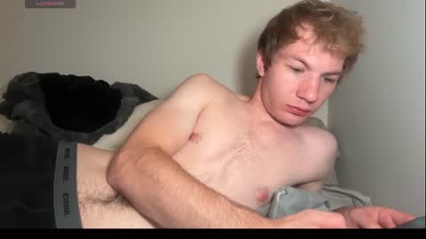 Snapshot of oliver_beck chatting on June 25, 2026, 2:44 am Oliver Beck online show from June 25, 2026, 2:44 am