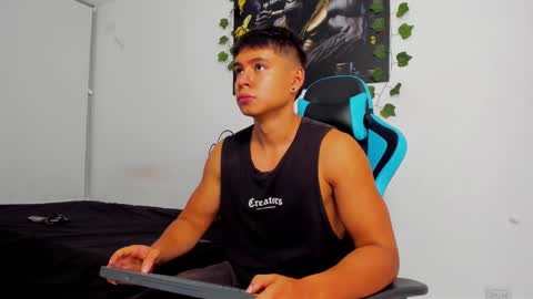 Oliver bray online show from January 29, 2025, 1:05 am