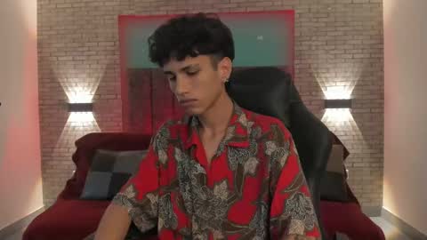 Snapshot of oliver_fast_ chatting on December 6, 2024, 4:47 am Oliver fast online show from December 6, 2024, 4:47 am