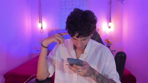 Snapshot of oliver_fast_ chatting on December 18, 2024, 9:14 am Oliver fast online show from December 18, 2024, 9:14 am