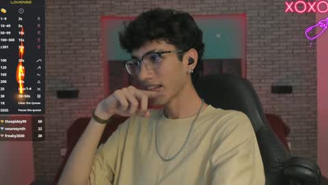 Snapshot of oliver_fast_ chatting on December 26, 2024, 6:19 am Oliver fast online show from December 26, 2024, 6:19 am