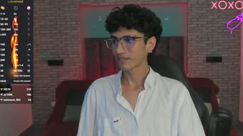 Snapshot of oliver_fast_ chatting on December 26, 2024, 12:27 pm Oliver fast online show from December 26, 2024, 12:27 pm