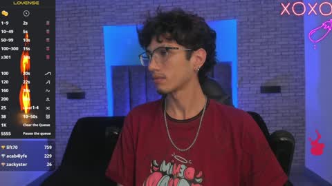 Snapshot of oliver_fast_ chatting on January 11, 2025, 11:12 am Oliver fast online show from January 11, 2025, 11:12 am