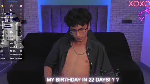 Snapshot of oliver_fast_ chatting on January 25, 2025, 7:28 am Oliver fast online show from January 25, 2025, 7:28 am