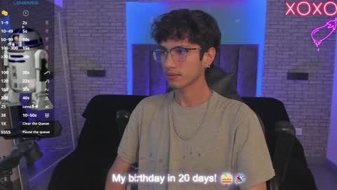 Snapshot of oliver_fast_ chatting on January 27, 2025, 5:03 am Oliver fast online show from January 27, 2025, 5:03 am