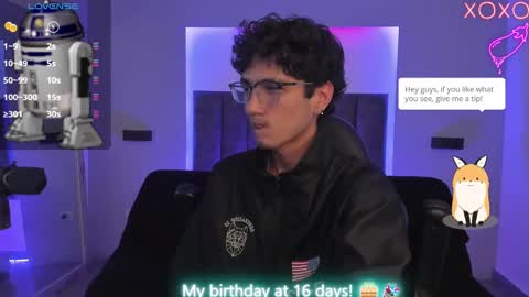 Snapshot of oliver_fast_ chatting on February 1, 2025, 4:03 am Oliver fast online show from February 1, 2025, 4:03 am