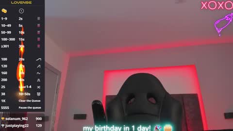 Snapshot of oliver_fast_ chatting on February 15, 2025, 11:28 am Oliver fast online show from February 15, 2025, 11:28 am