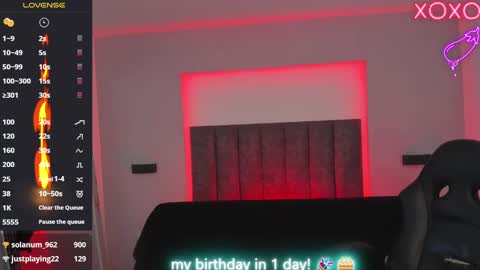 Snapshot of oliver_fast_ chatting on February 15, 2025, 2:33 pm Oliver fast online show from February 15, 2025, 2:33 pm