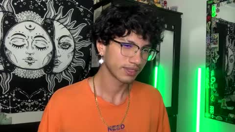 Snapshot of oliver_fast_ chatting on October 2, 2025, 5:47 am Oliver fast online show from October 2, 2025, 5:47 am