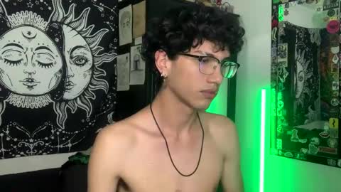 Snapshot of oliver_fast_ chatting on October 3, 2025, 8:00 am Oliver fast online show from October 3, 2025, 8:00 am