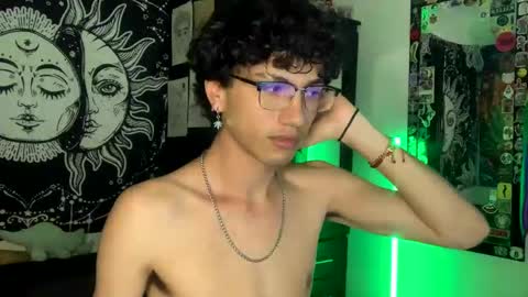 Snapshot of oliver_fast_ chatting on October 5, 2025, 5:06 am Oliver fast online show from October 5, 2025, 5:06 am