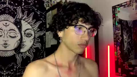 Snapshot of oliver_fast_ chatting on November 25, 2025, 6:13 am Oliver fast online show from November 25, 2025, 6:13 am