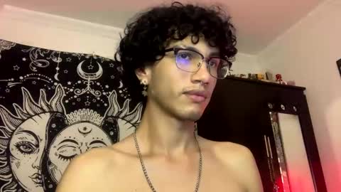 Snapshot of oliver_fast_ chatting on November 26, 2025, 7:20 am Oliver fast online show from November 26, 2025, 7:20 am