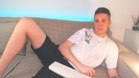 Oliver online show from January 21, 2025, 9:15 pm