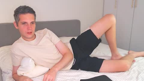 Oliver online show from September 17, 2025, 11:12 am