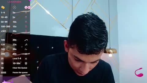 Snapshot of oliver_king_sex chatting on March 1, 2025, 9:15 pm Oliver Smith online show from March 1, 2025, 9:15 pm