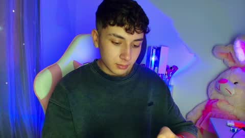 oliveeer online show from May 26, 2026, 10:28 pm
