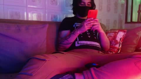 Snapshot of oliver_laid_2023 chatting on January 1, 2025, 5:22 am oliver_laid_2023 online show from January 1, 2025, 5:22 am