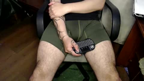 Snapshot of oliver_laid_2023 chatting on November 29, 2025, 6:38 am oliver_laid_2023 online show from November 29, 2025, 6:38 am