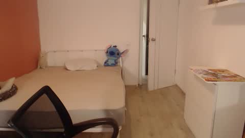 Oliver online show from November 8, 2025, 1:06 am